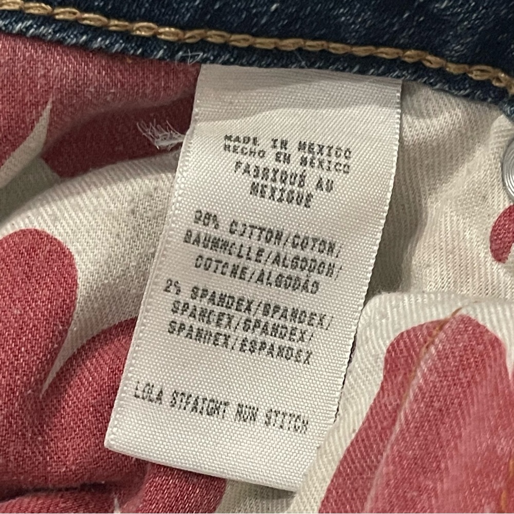 Lucky Jeans. Sz 4/27. Low rise straight-leg cut. Excellent condition. - Picture 11 of 13